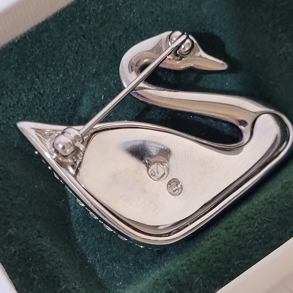 Vintage Swarovski Crystal Memories Swan Brooch - Picture 3 of 5